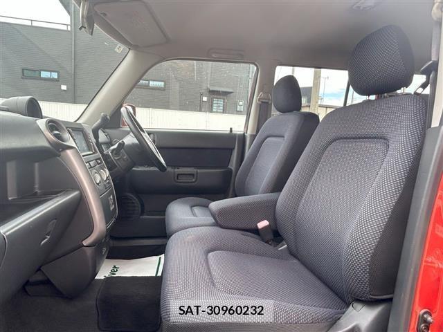 Toyota BB 2003 8722434-2