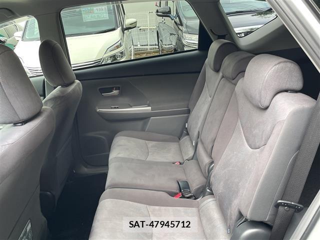 Toyota PRIUS 2011 8938701-6