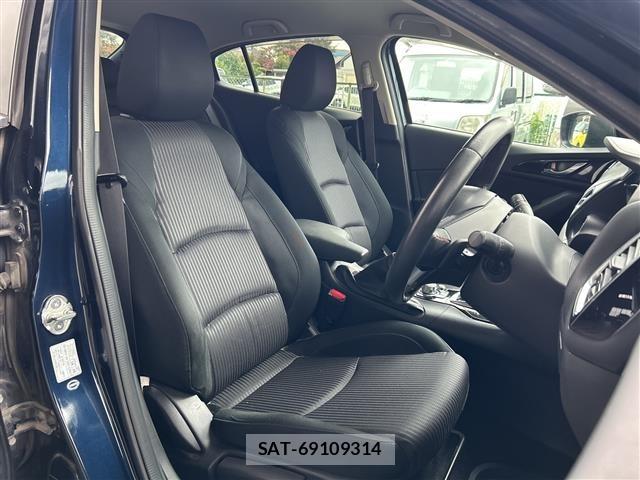 Mazda AXELA 2015 8719005-10
