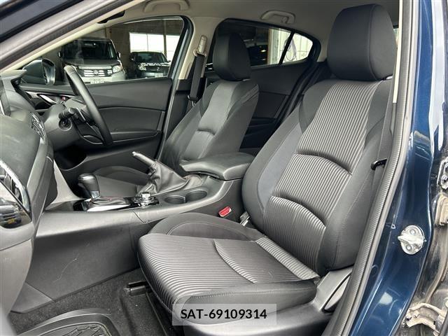 Mazda AXELA 2015 8719005-11