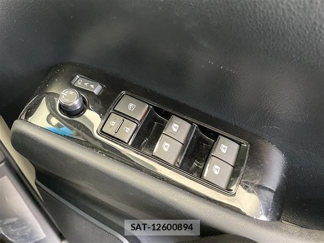 Toyota VELLFIRE 2015 8674443-4