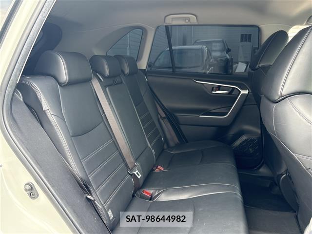 Toyota RAV4 2019 8709538-2