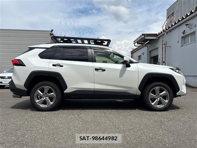 Toyota RAV4 2019 8709538-21