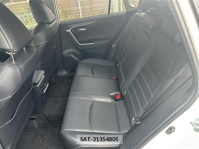 Toyota RAV4 2020 8709539-12