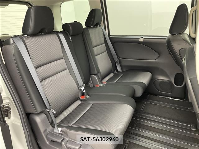 Nissan SERENA 2022 8672339-5