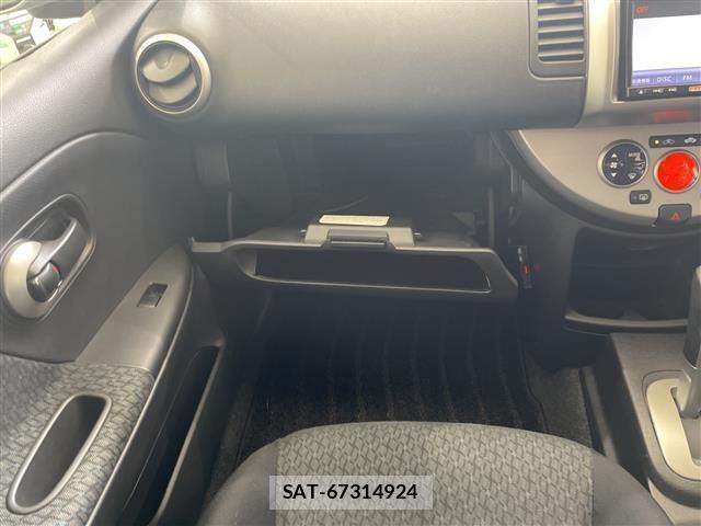 Nissan NOTE 2012 8913631-22