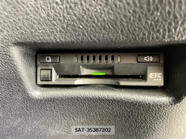 Toyota SIENTA 2021 8671987-6