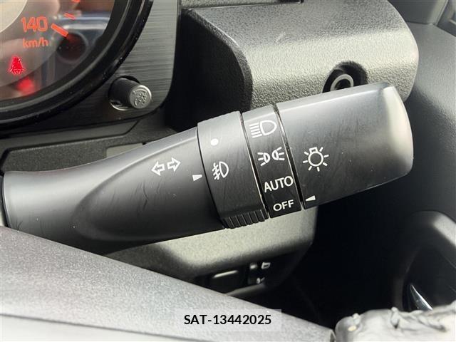 Suzuki JIMNY 2021 8933112-2
