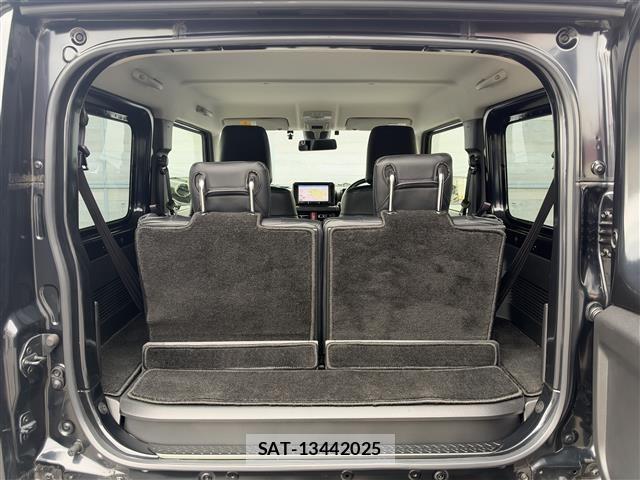 Suzuki JIMNY 2021 8933112-9