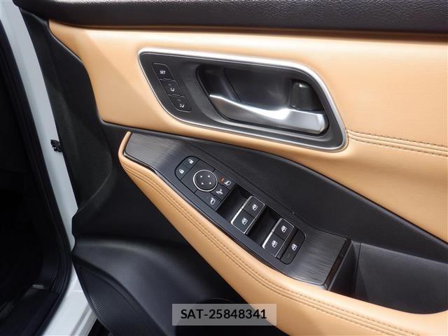 Nissan X-TRAIL 2023 8930073-10