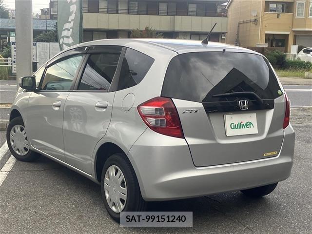 Honda FIT 2010 8922329-13