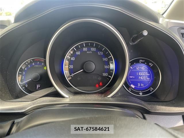 Honda FIT 2015 8722627-10