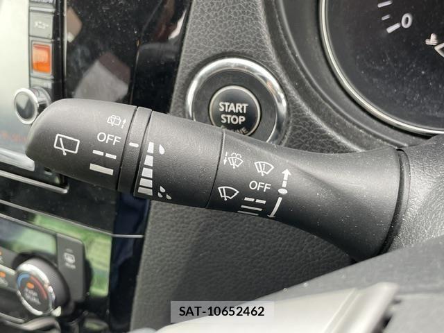 Nissan X-TRAIL 2014 8930094-21