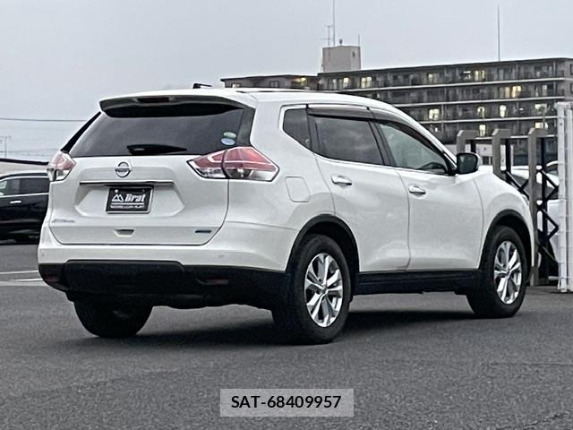 Nissan X-TRAIL 2014 8930095-13