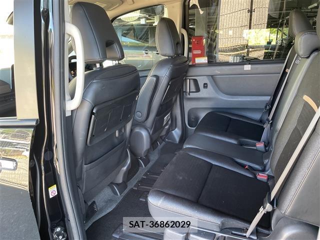 Nissan SERENA 2023 8672345-6