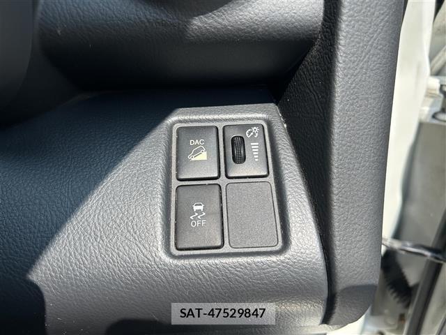 Toyota VANGUARD 2011 8706542-11