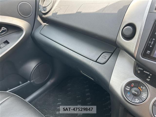 Toyota VANGUARD 2011 8706542-4