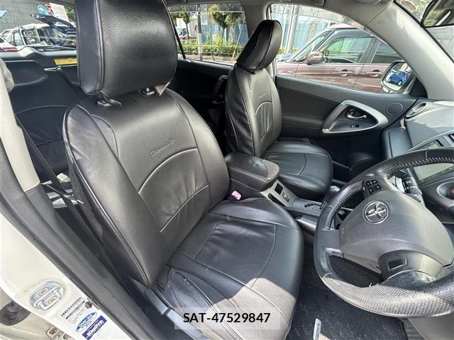 Toyota VANGUARD 2011 8706542-6