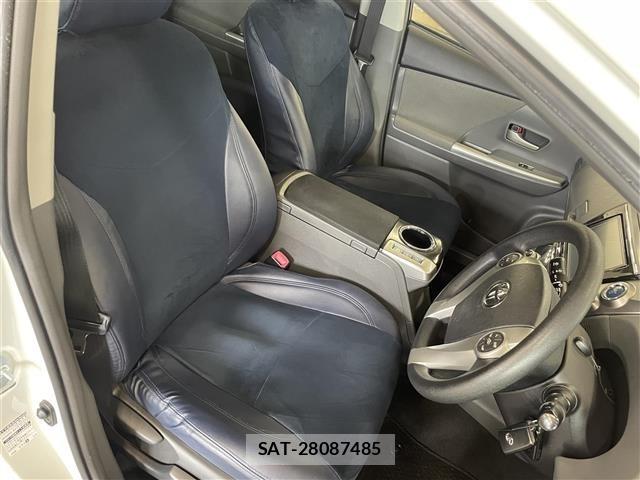 Toyota PRIUS 2014 8938708-8