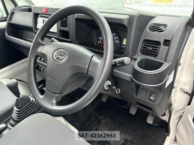 Daihatsu HIJET TRUCK 2017 8888905-3
