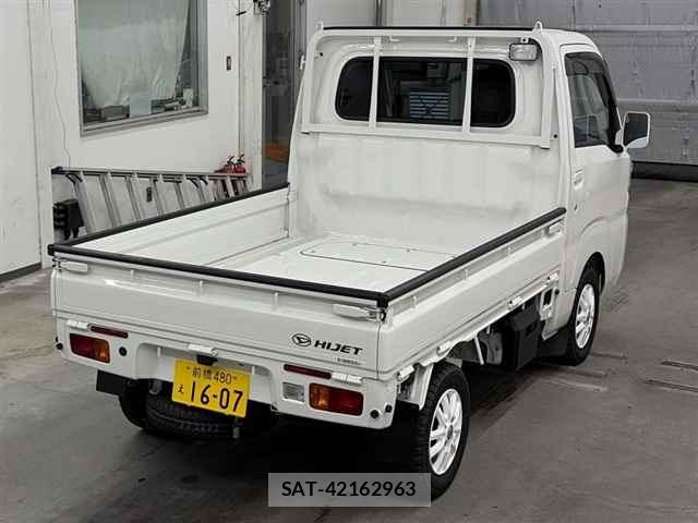 Daihatsu HIJET TRUCK 2017 8888905-5