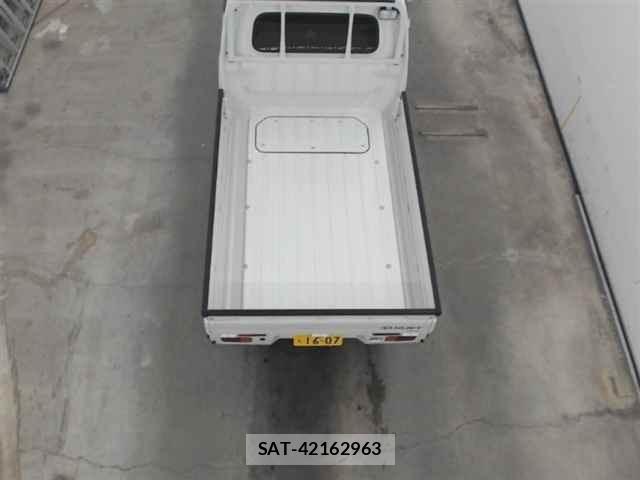 Daihatsu HIJET TRUCK 2017 8888905-9