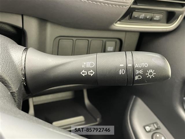Nissan SERENA 2021 8672351-11