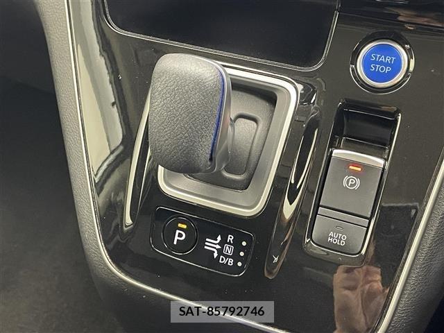 Nissan SERENA 2021 8672351-13