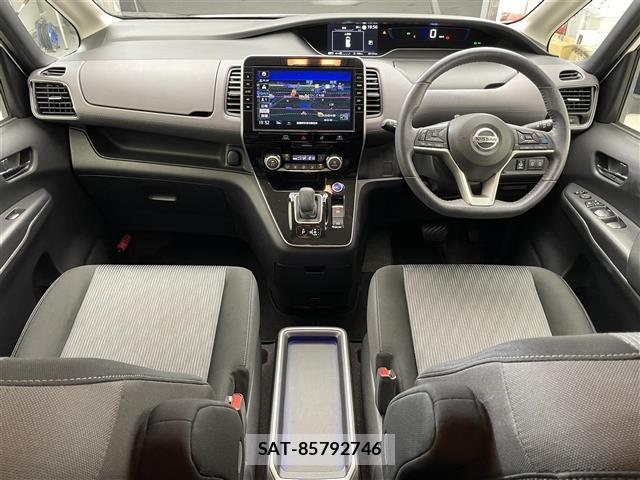 Nissan SERENA 2021 8672351-16