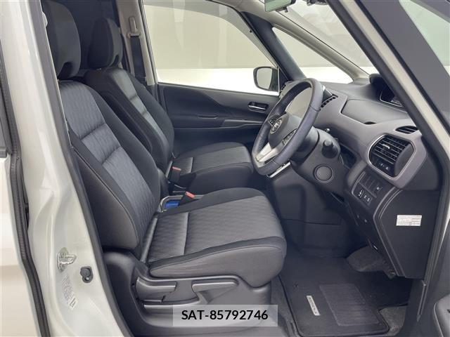 Nissan SERENA 2021 8672351-6