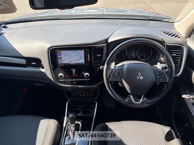 Mitsubishi OUTLANDER 2019 8931803-14