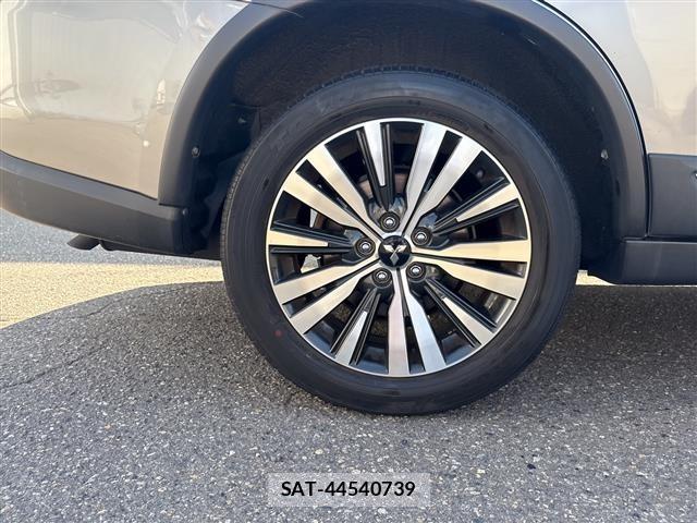 Mitsubishi OUTLANDER 2019 8931803-9