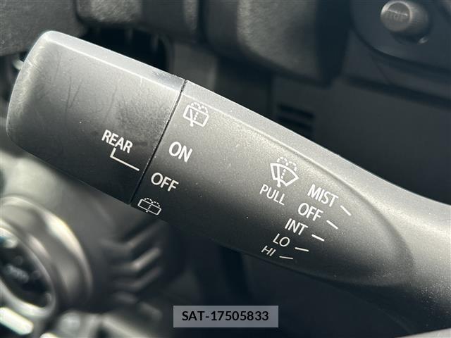 Suzuki JIMNY SIERRA 2021 8917637-10
