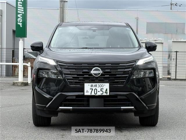 Nissan X-TRAIL 2026 8930106-11