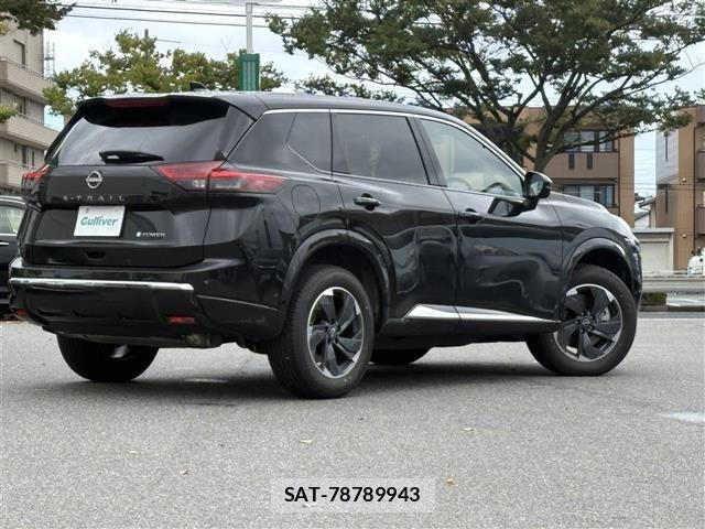 Nissan X-TRAIL 2026 8930106-8
