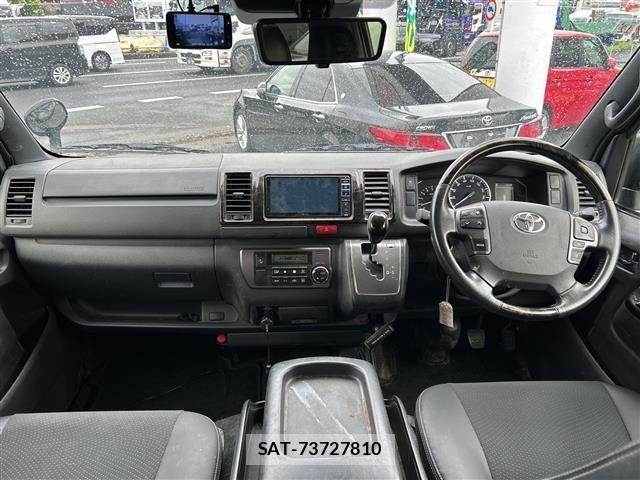 Toyota HIACE VAN 2020 8870318-15