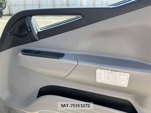 Mitsubishi CANTER 2021 8952645-7