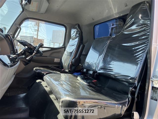 Mitsubishi CANTER 2021 8952645-9