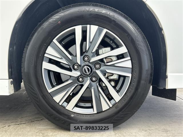 Nissan SERENA 2024 8672356-4