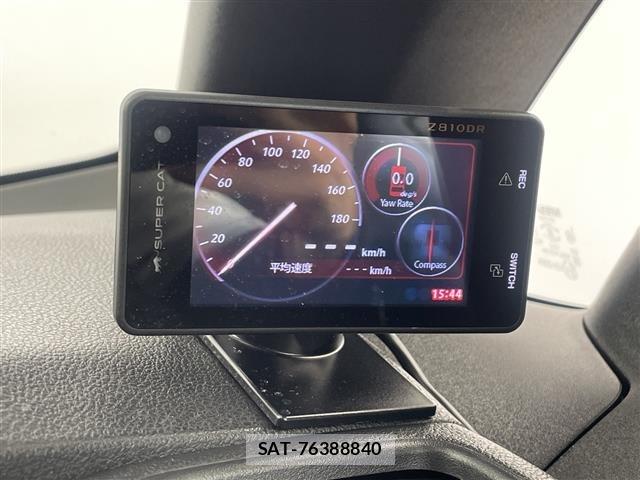 Nissan LEAF 2021 8675722-3