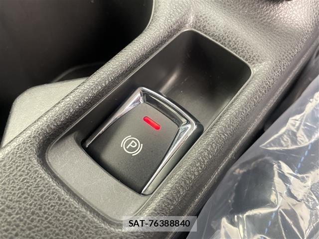 Nissan LEAF 2021 8675722-4