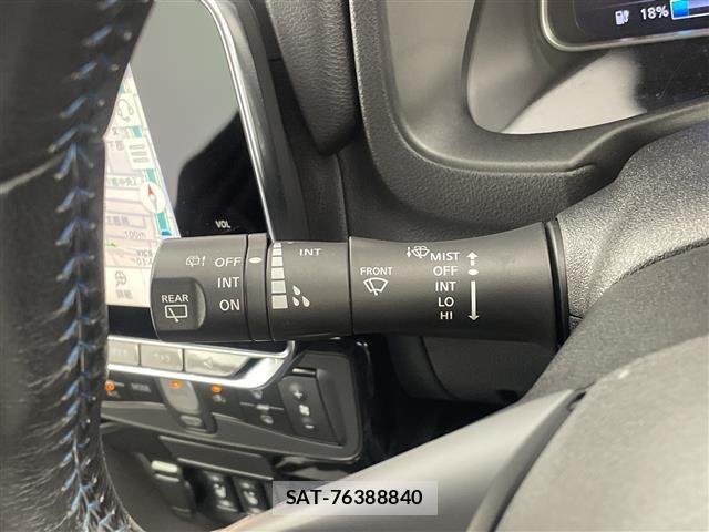 Nissan LEAF 2021 8675722-9