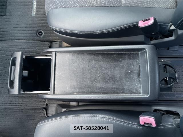 Toyota ESTIMA 2013 8716825-9