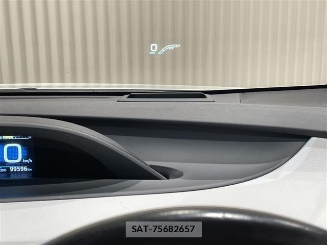 Toyota PRIUS PHV 2019 8954764-7