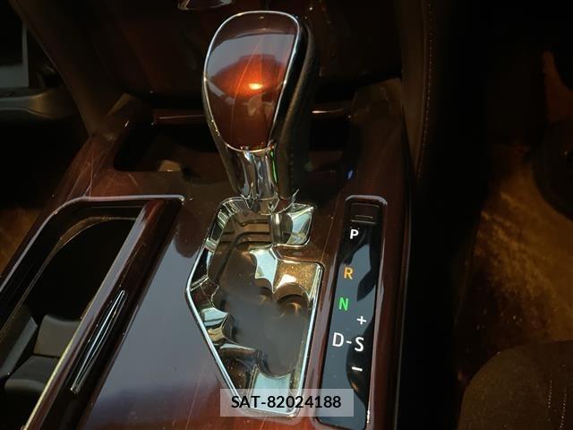 Toyota CROWN 2013 8734458-19