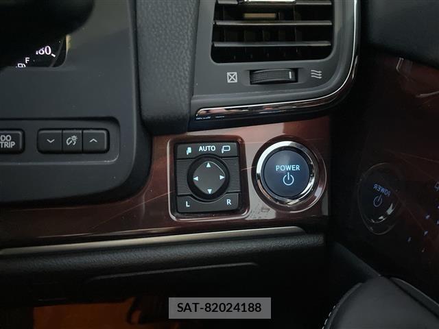 Toyota CROWN 2013 8734458-3