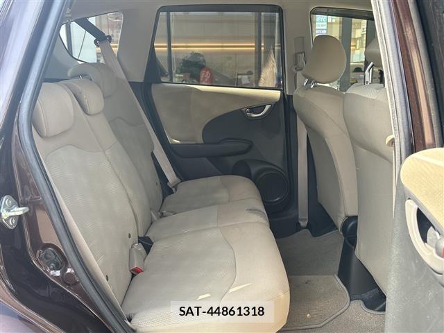 Honda FIT 2013 8922330-11