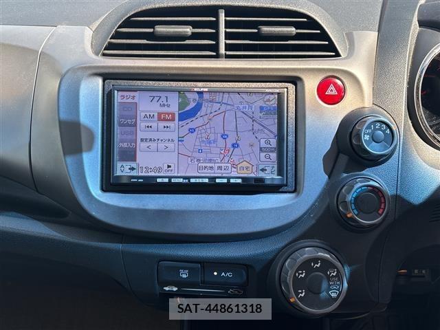 Honda FIT 2013 8922330-3
