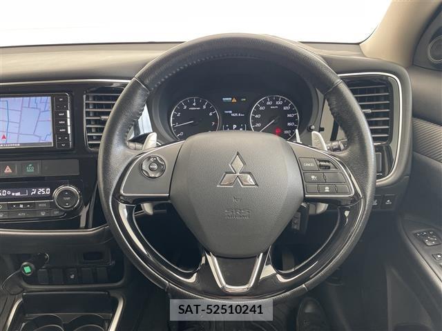 Mitsubishi OUTLANDER 2019 8718315-22