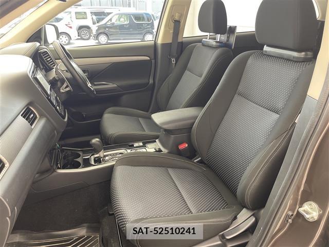 Mitsubishi OUTLANDER 2019 8718315-4